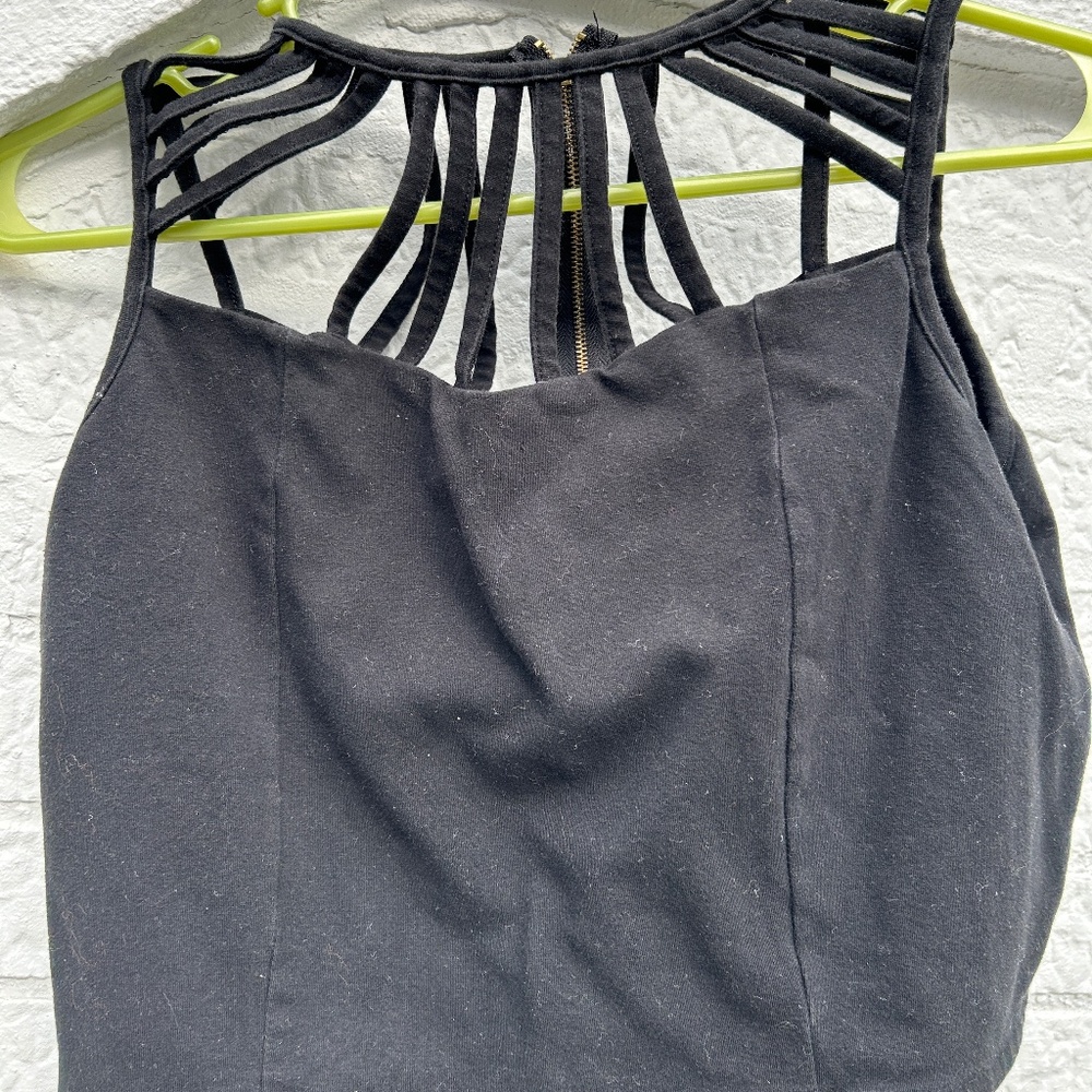 Black crop top